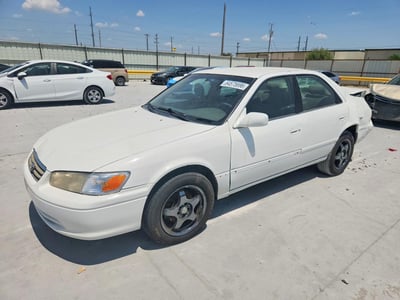 4T1BG28K2YU****** 2000 Toyota Camry