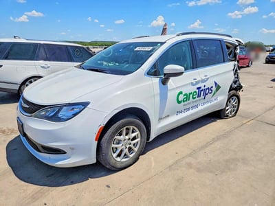 2021 Chrysler Voyager