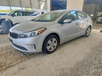 3KPFK4A7XJE****** 2018 Kia Forte