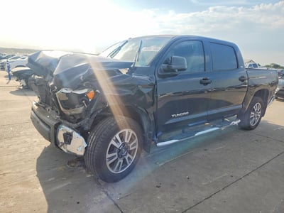 5TFEM5F15GX****** 2016 Toyota Tundra