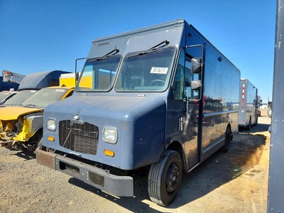 4UZAC2EAXLC****** 2020 Freightliner MT 45G Front Gasoline Engine Walk In Van Chassis
