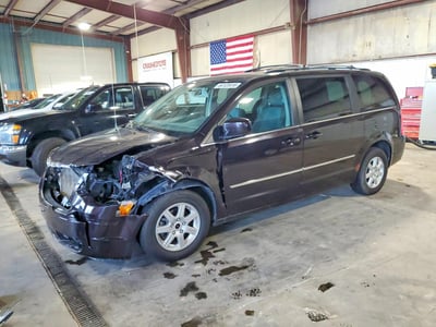 2010 Chrysler Town & Country