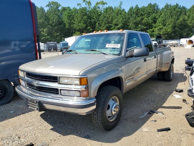 1GCHK33J9XF****** 1999 Chevrolet C/K