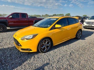 1FADP3L98DL****** 2013 Ford Focus