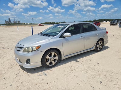 5YFBU4EEXCP****** 2012 Toyota Corolla