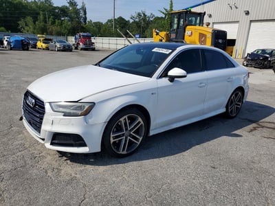 WAUHUHFF7H1****** 2017 Audi A3
