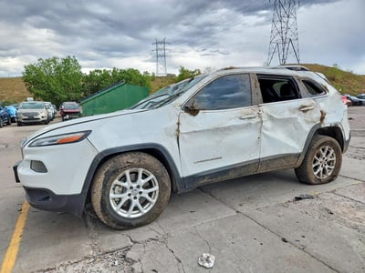 1C4PJMCS9FW****** 2015 Jeep Cherokee