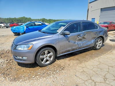 1VWAT7A32FC****** 2015 Volkswagen Passat