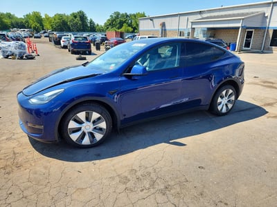 7SAYGDEE0NF****** 2022 Tesla Model Y