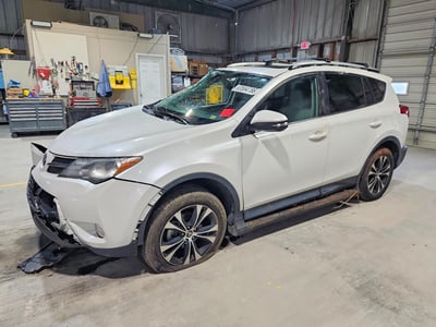 2T3DFREV3FW****** 2015 Toyota RAV4