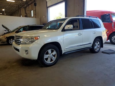 JTMHY7AJ2E4****** 2014 Toyota Land Cruiser