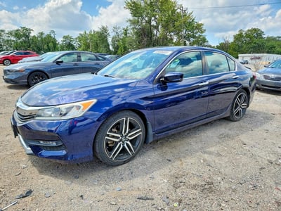 1HGCR2F11HA****** 2017 Honda Accord