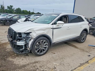 2LMPJ8K9XNB****** 2022 Lincoln Nautilus