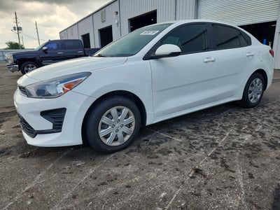 3KPA24AD1NE****** 2022 Kia Rio