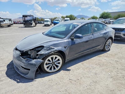 5YJ3E1EB5NF****** 2022 Tesla Model 3