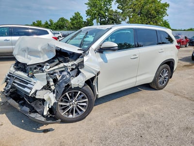 5TDJZRFH5JS****** 2018 Toyota Highlander
