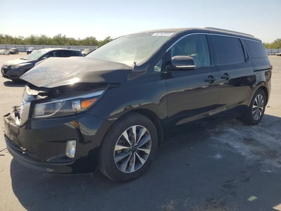 KNDMC5C18F6****** 2015 Kia Sedona