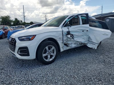WA1AAAFY2M2****** 2021 Audi Q5