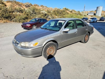 2000 Toyota Camry