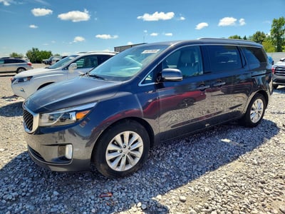 KNDMC5C17J6****** 2018 Kia Sedona