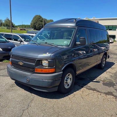 1GAWGEFF0H1****** 2017 Chevrolet Express