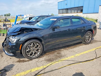 2C3CCAGG9GH****** 2016 Chrysler 300