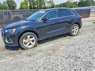 WA1AUCF36M1****** 2021 Audi Q3