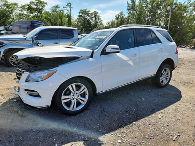 4JGDA5HB1FA****** 2015 Mercedes-Benz M-Class
