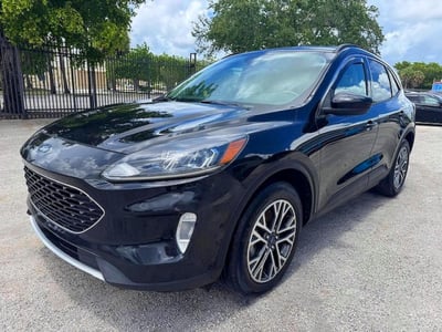 1FMCU0H61LU****** 2020 Ford Escape