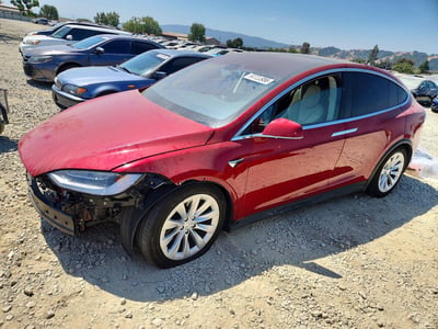 5YJXCAE26JF****** 2018 Tesla Model X