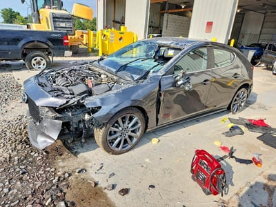 JM1BPAMM4L1****** 2020 Mazda 3