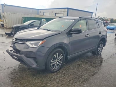 JTMZFREV7HJ****** 2017 Toyota RAV4