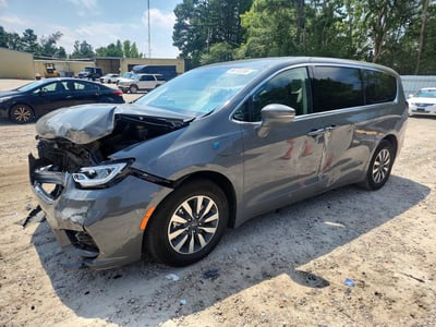2C4RC1L75NR****** 2022 Chrysler Pacifica