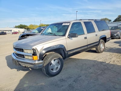 1GNFK16R7WJ****** 1998 Chevrolet Suburban