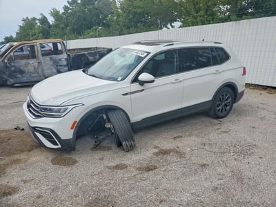 3VV2B7AX1NM****** 2022 Volkswagen Tiguan