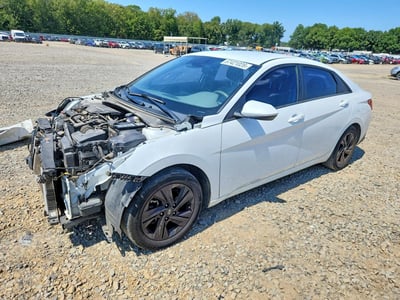 5NPLM4AG0NH****** 2022 Hyundai Elantra