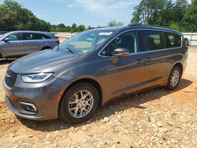 2C4RC1BG3NR****** 2022 Chrysler Pacifica