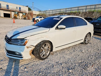 3VWL17AJ8HM****** 2017 Volkswagen Jetta
