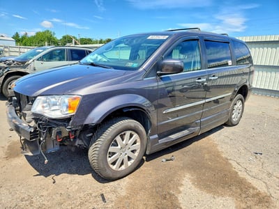 2C4RC1BG7GR****** 2016 Chrysler Town & Country