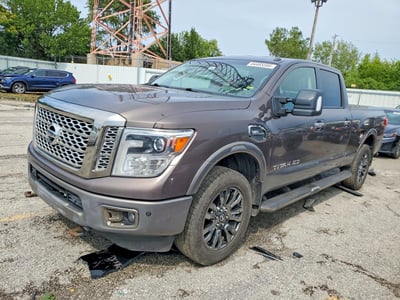 1N6AA1F40JN****** 2018 Nissan Titan