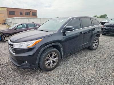 5TDJKRFH8FS****** 2015 Toyota Highlander