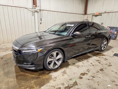 1HGCV2F93JA****** 2018 Honda Accord