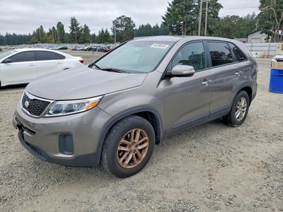 5XYKT3A67FG****** 2015 Kia Sorento