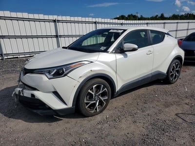 JTNKHMBX8J1****** 2018 Toyota C-HR