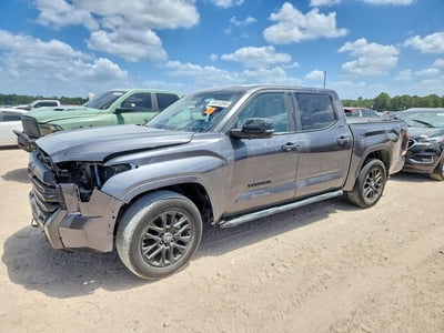 5TFZA5AB1SX****** 2025 Toyota Tundra