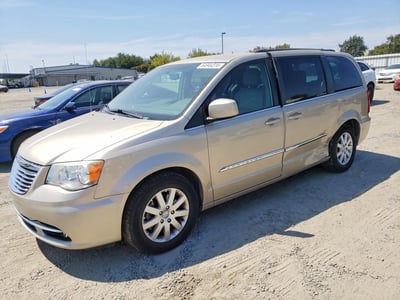 2C4RC1BG8FR****** 2015 Chrysler Town & Country