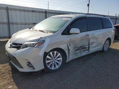 5TDYK3DC7BS****** 2011 Toyota Sienna