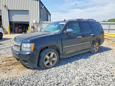 1GNSKCE03CR****** 2012 Chevrolet Tahoe
