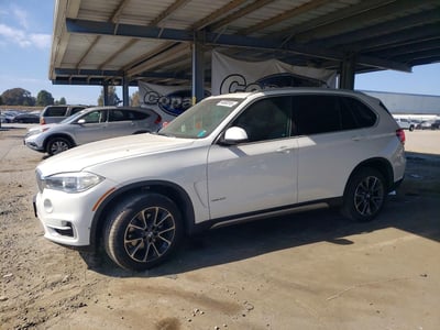 5UXKR0C54J0****** 2018 BMW X5