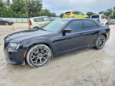 2C3CCABG0GH****** Salvage and Wrecked 2016 Chrysler 300 in Ocala